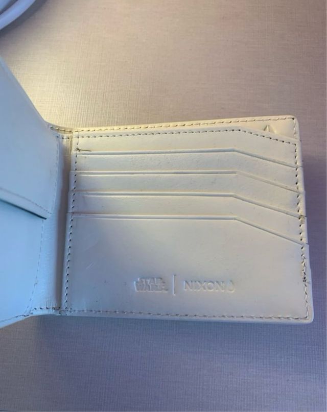 Cartera Nixon Star Wars blanca. Nueva  A Estrenar