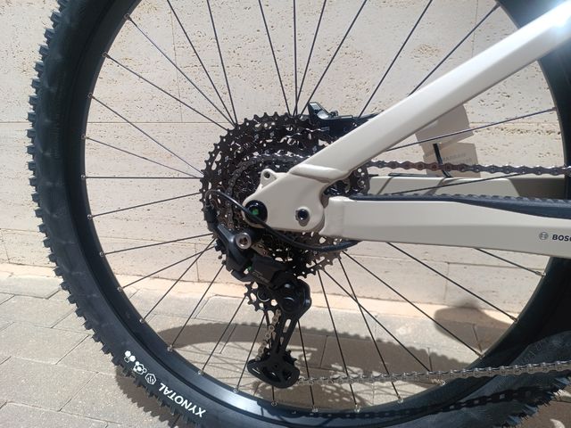 Bicicleta eléctrica Lapierre Overvolt TR 6.8