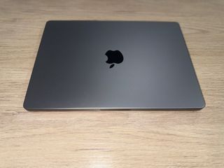 MacBook Pro 14" 2024 Gris Espacial