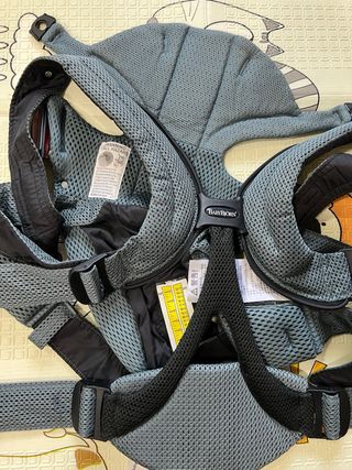 Mochila portabebés Babybjörn Gris