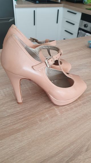 Zapatos Angari tacón beige