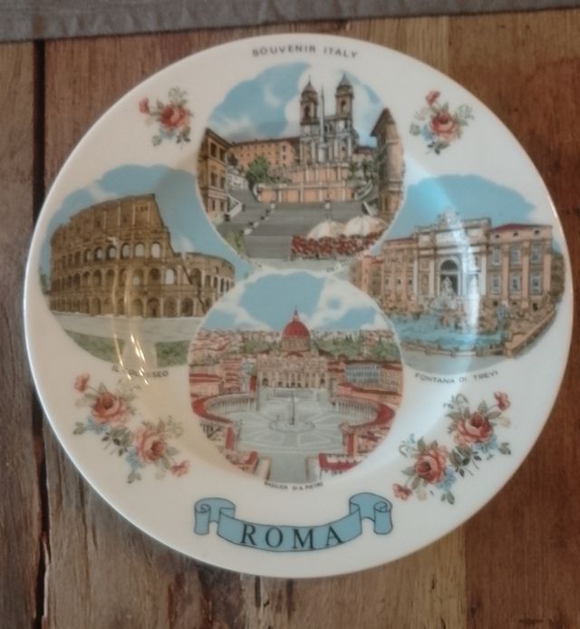 Piatto souvenir di Roma