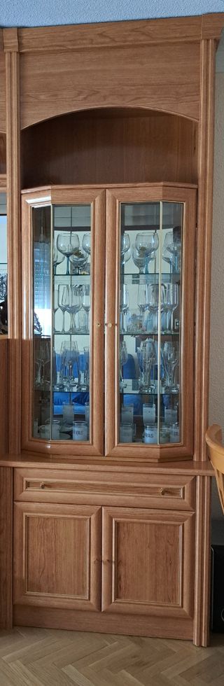 Mueble de salón tv.  Tipo boiserie madera Roble