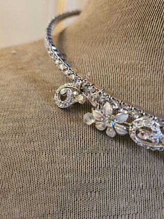Collana con fiori | Gioiello 