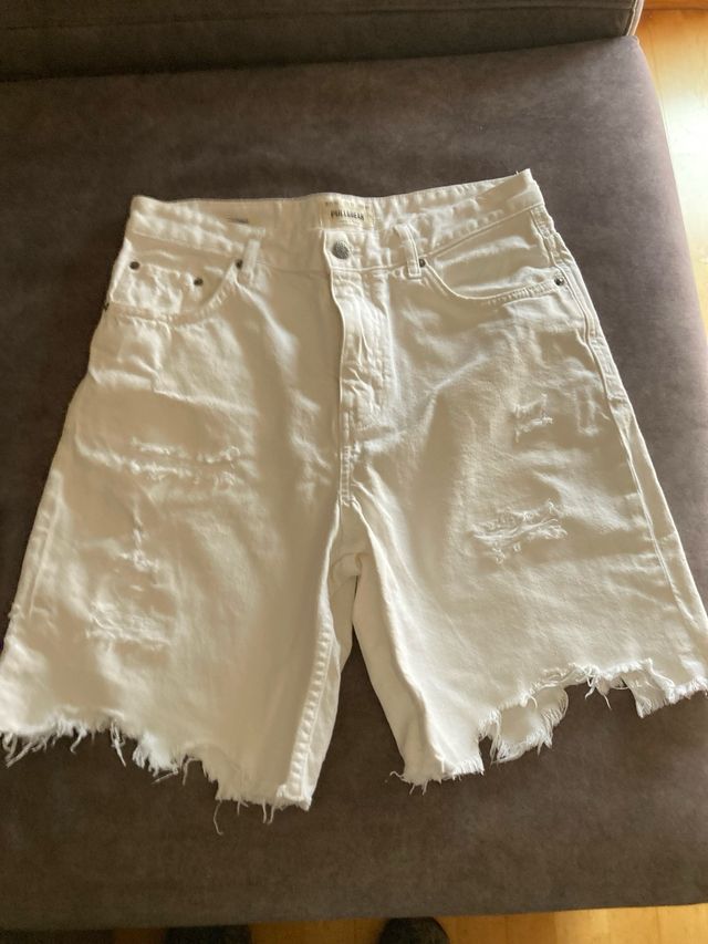 pantalon corto Pull&Bear blancos rotos