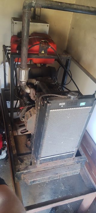 Generador eléctrico 10.64kw
GESAN DP13