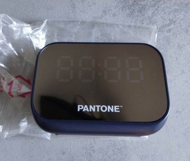 Sveglia con altoparlante Bluetooth PANTONE