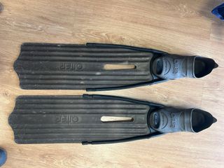Pinne da apnea in carbonio