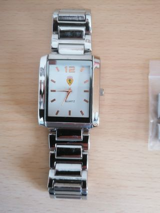 Orologio Ferrari in acciaio al quarzo