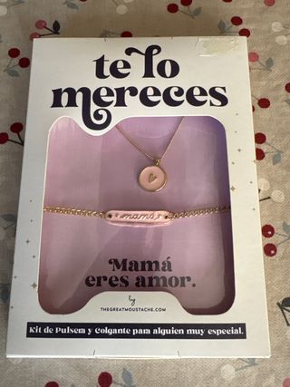 Juego de collar y pulsera mamá