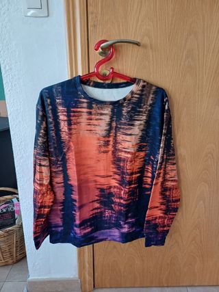 Sudadera naranja multicolo