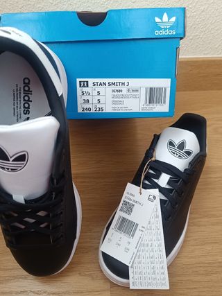 Adidas Stan Smith negras T. 38