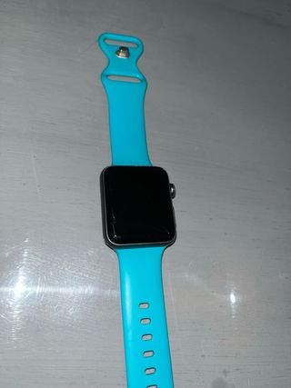 Apple Watch 3 - Gris y Plata.
