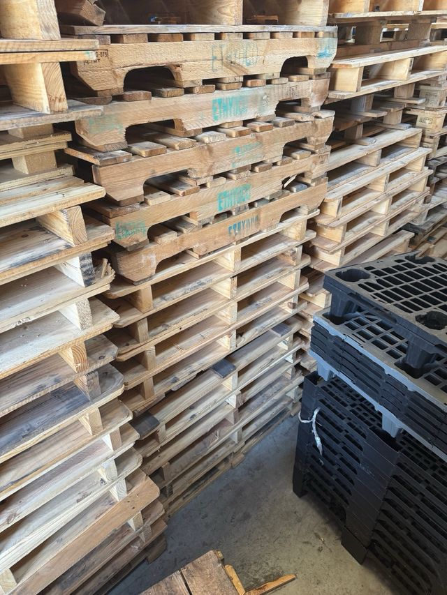 Palets madera 130x110 todos iguales