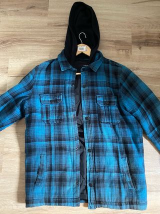 Chaquetas Volcom - Azul y Negra Hurley