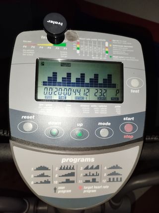 Bicicleta elíptica BH Fitness