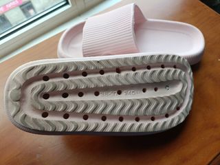 Sandalias rosa mujer - nuevas con una puesta