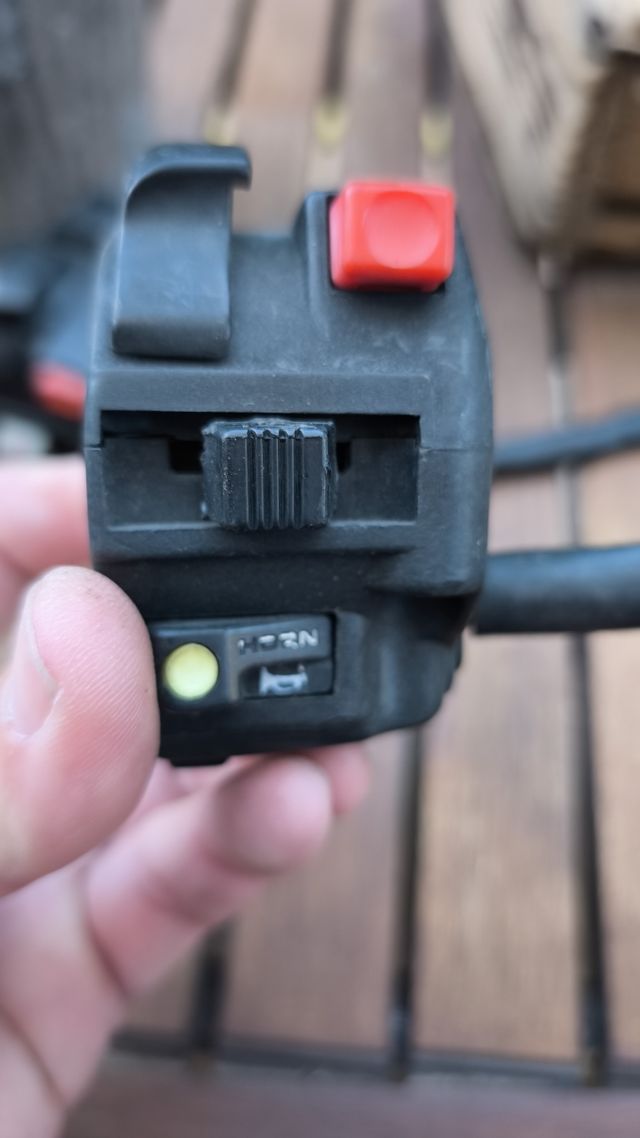 Mando intermitentes Ducati Monster