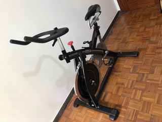 Bicicleta estática BH Fitness Khronos