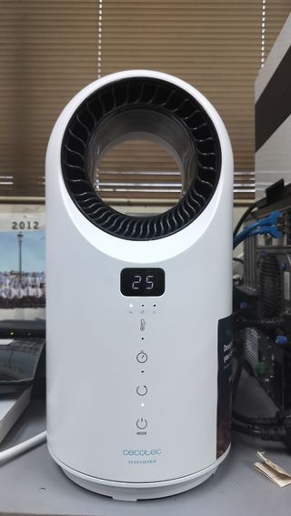Cecotec Ready Warm 8200 Bladeless - 1500W