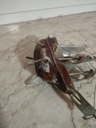 Barchetta antica in legno