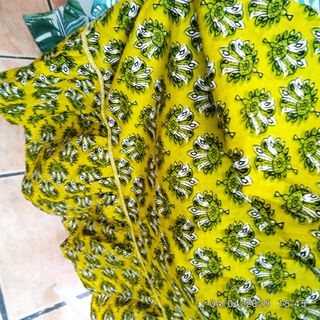 Vestido estampado verde-amarillo