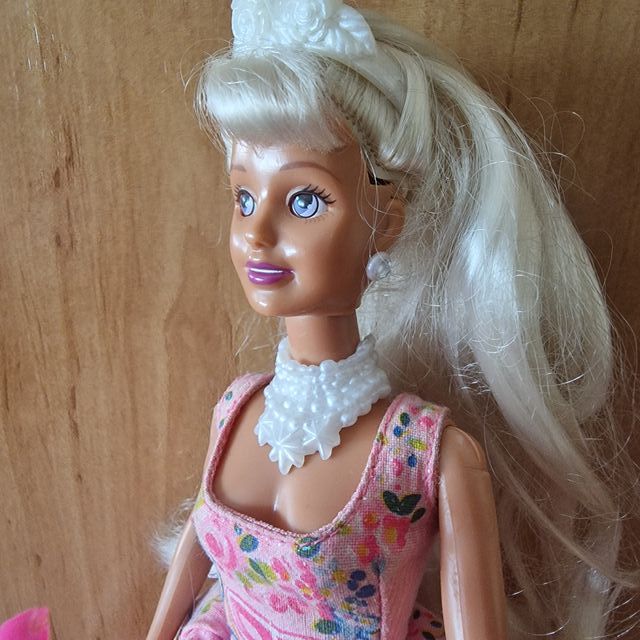 Muñeca Sindy Magic Eyes