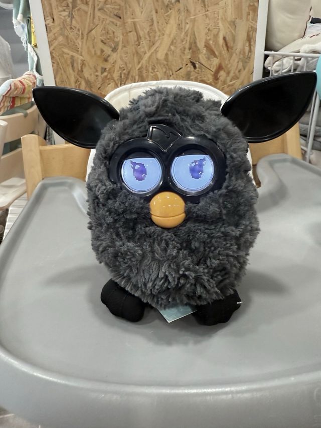 Furby 2012 Gris Oscuro