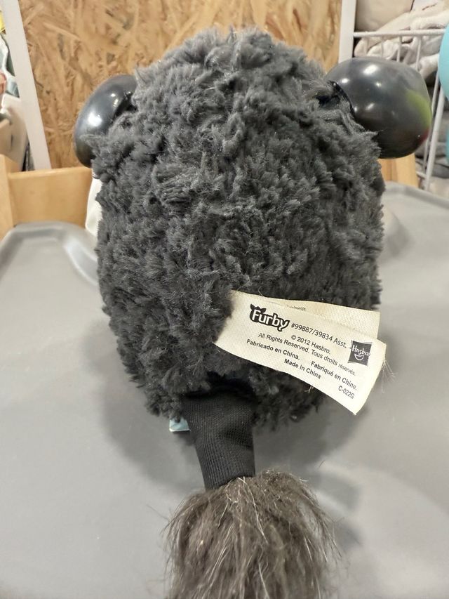 Furby 2012 Gris Oscuro