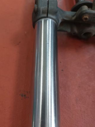 Horquilla BMW F650GS Carburación