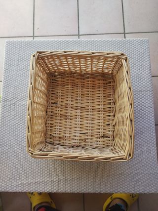 Cesta mimbre cuadrada