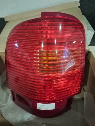 Piloto trasero derecho 7M7945095A