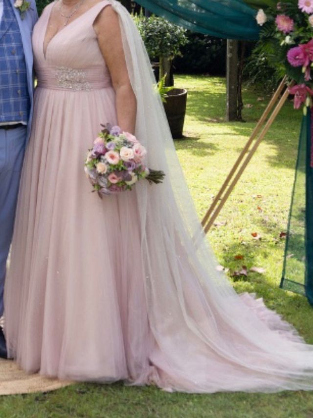 Vestido novia Nia Alberto Palatchi