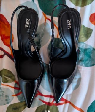 Tacones negros Zara 