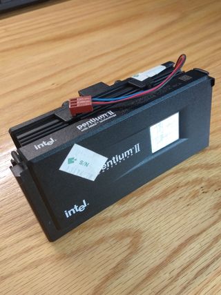 Procesador Intel Pentium II colección