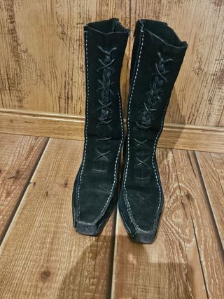 Botas ante negras mujer