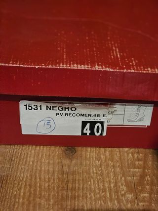 Botas ante negras mujer