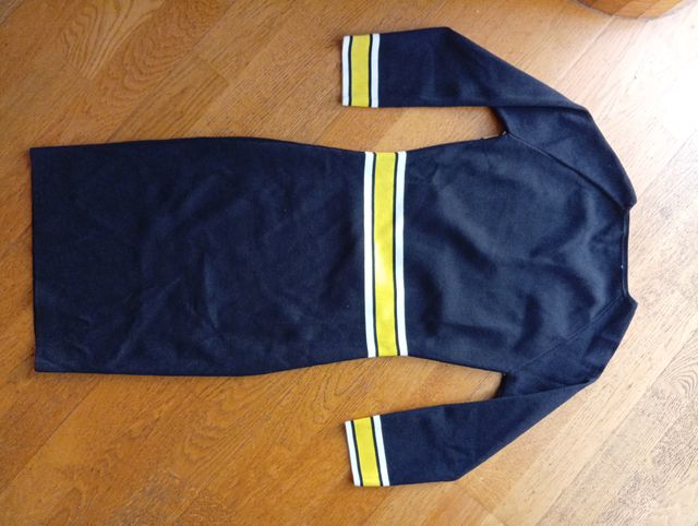 Vestido negro c/amarillo talla XS