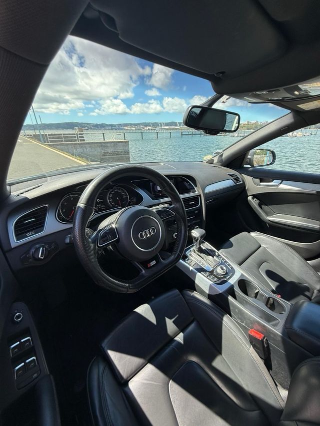 Audi A4 2014