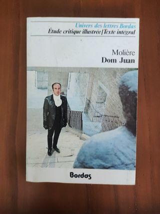 Libros clásicos: Antígona, Fedra, Don Juan. 
