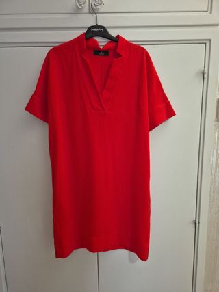 Vestito rosso scollo a V