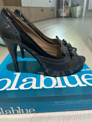 Zapatos Lolablue tacón azul-gris