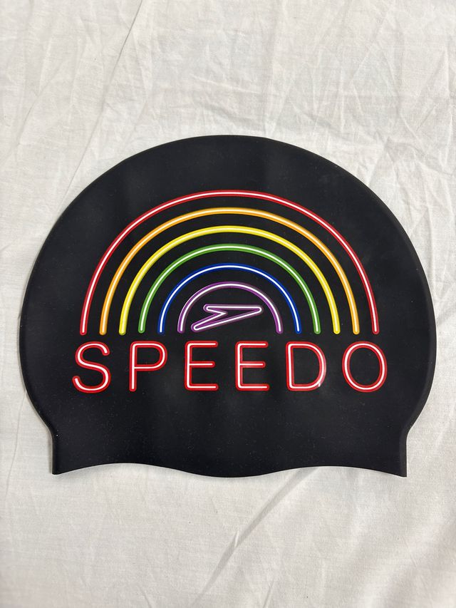 Gorros natación Speedo arcoiris pride