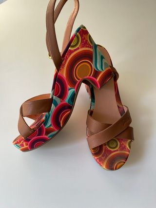 Sandalias Desigual multicolor