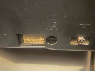 Televisor Philips antiguo