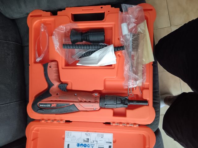 Spitfire P 370 Clavadora