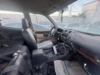 C898 DESPIECE COMPLETO NISSAN TERRANO II 2.7 D 