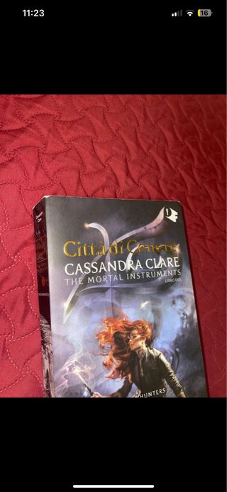 SHADOWHUNTERS: THE MORTAL INSTRUMENTS - 2. CITT...