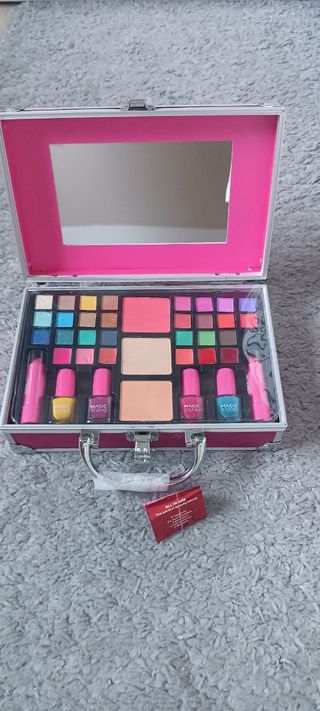 Maletín Maquillaje Pretty Girls Rosa con etiquetas