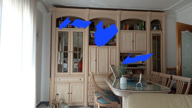 Mueble aparador madera beige